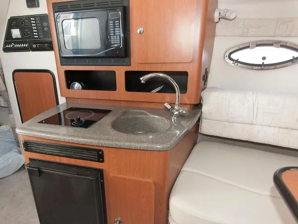 Slide: The Image of Crownline Boats CR 250 with Trailer 2004 - 6