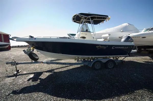Slide: The Image of Caravelle 230 Seahawk Center Console 2004 - 1