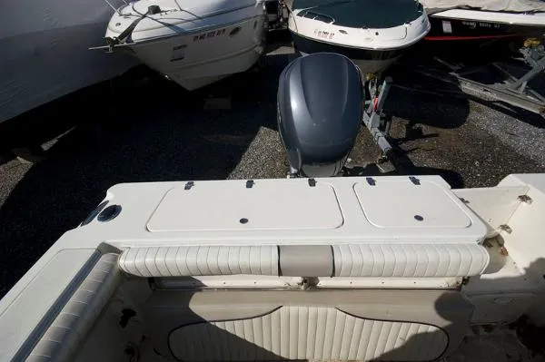 Slide: The Image of Caravelle 230 Seahawk Center Console 2004 - 7