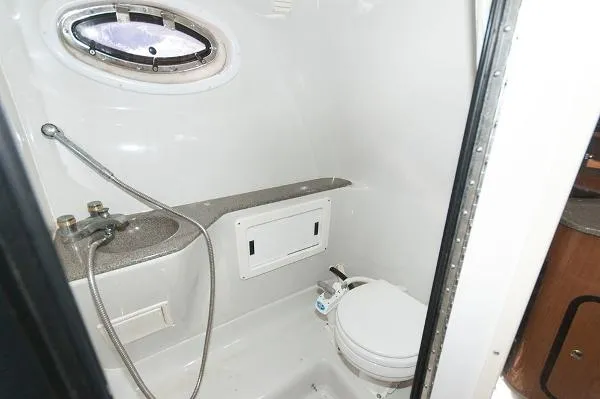 Slide: The Image of Crownline Boats 262 CR 2001 - 7