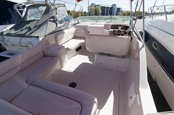 Slide: The Image of Crownline Boats 262 CR 2001 - 8