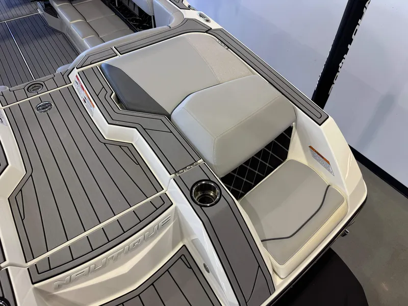 Slide: The Image of Nautique Super Air Nautique GS24 2022 - 11