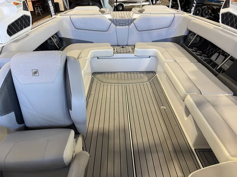 Slide: The Image of Nautique Super Air Nautique GS24 2022 - 22