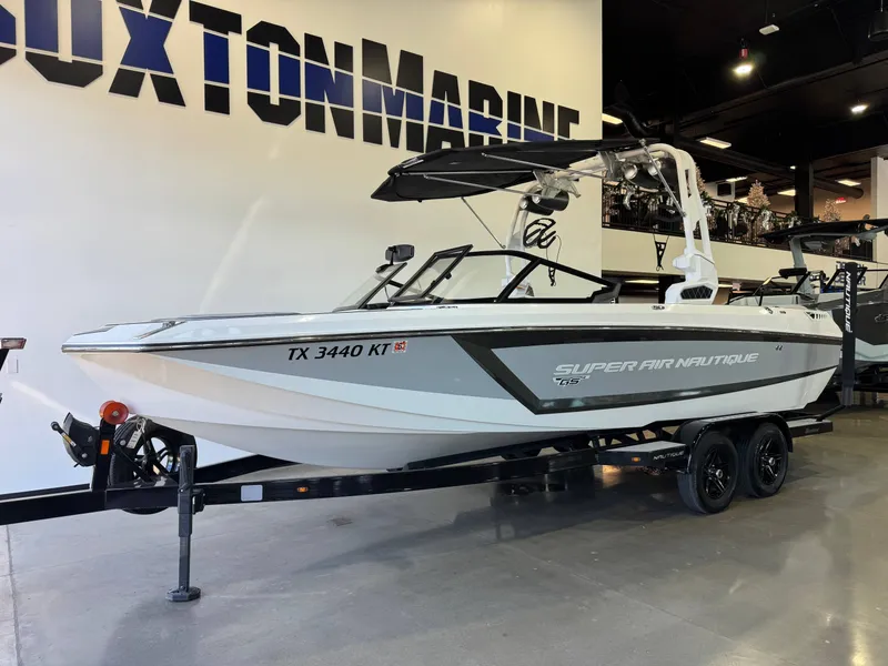 Slide: The Image of Nautique Super Air Nautique GS24 2022 - 3