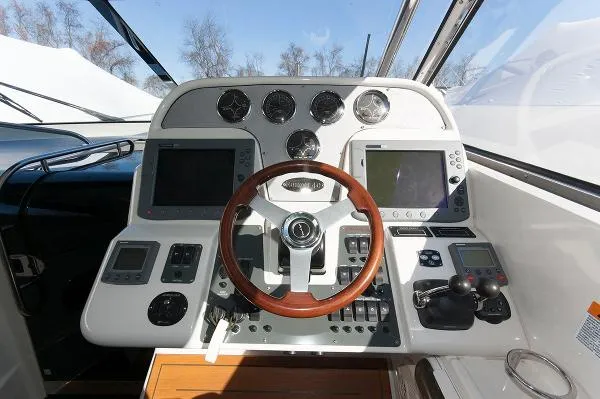 Slide: The Image of Chris-Craft Roamer 40 2005 - 5