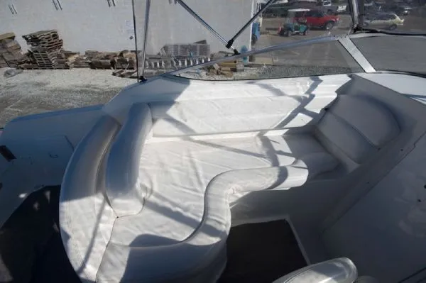 Slide: The Image of Wellcraft 2400 Martinique 1999 - 8