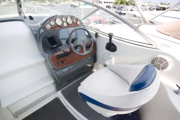 Slide: The Image of Bayliner 265 with Trailer (MD) 2005 - 10