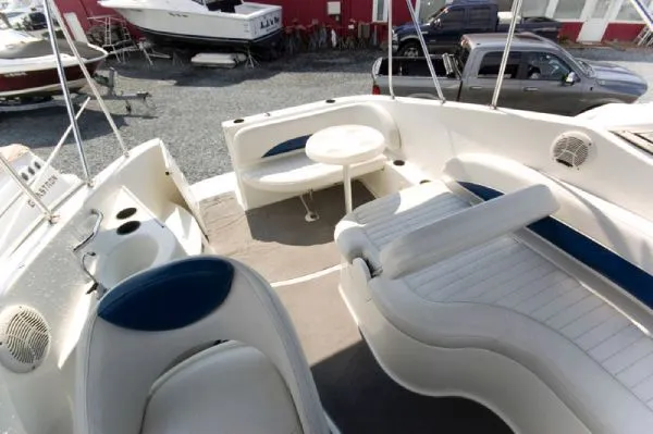 Slide: The Image of Bayliner 265 with Trailer (MD) 2005 - 3