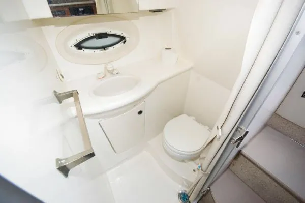 Slide: The Image of Bayliner 265 with Trailer (MD) 2005 - 8