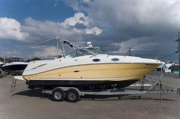 Slide: The Image of Sea Ray 270 Amberjack MD 2005 - 0