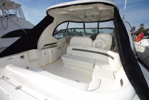 Slide: The Image of Sea Ray 40 Sundancer 2006 - 9