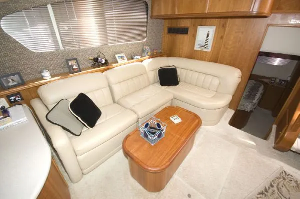 Slide: The Image of Silverton 39 Motor Yacht 2002 - 6