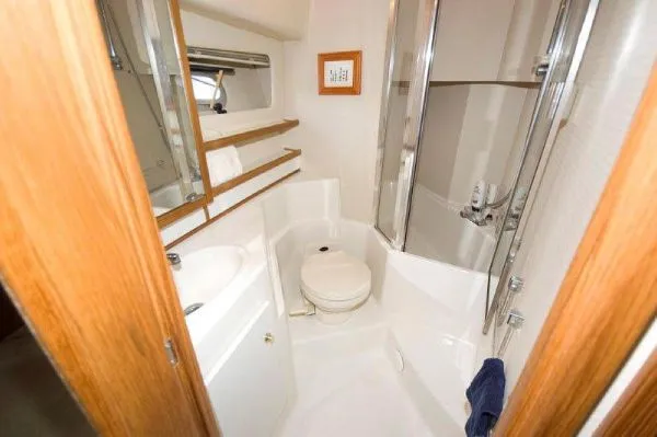Slide: The Image of Bayliner 4788 Motoryacht (VT) 1999 - 8