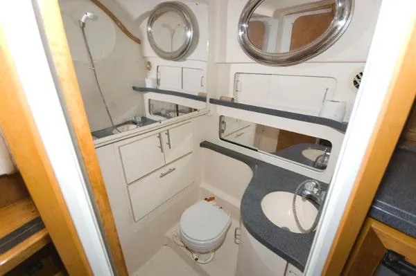 Slide: The Image of Luhrs 32 Open FL 2000 - 8