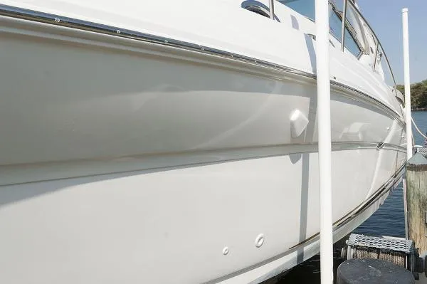 Slide: The Image of Sea Ray 320 Sundancer 2003 - 10