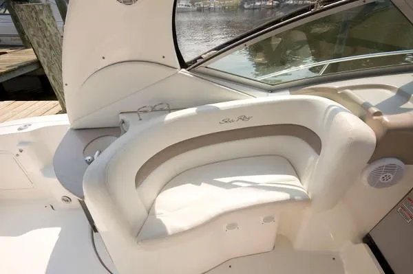 Slide: The Image of Sea Ray 320 Sundancer 2005 - 6