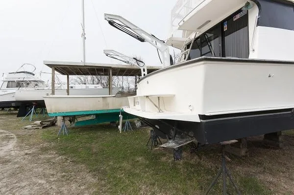 Slide: The Image of Luhrs 3400 Motor Yacht 1991 - 1