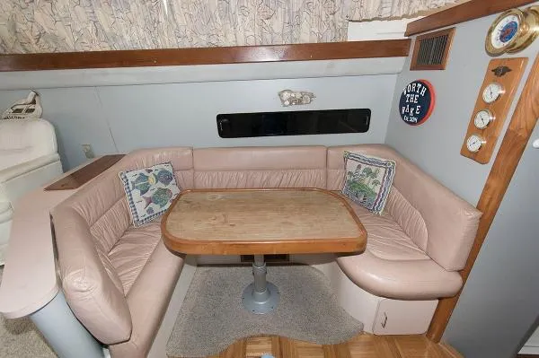 Slide: The Image of Luhrs 3400 Motor Yacht 1991 - 9
