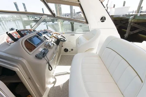 Slide: The Image of Sea Ray 310 Sundancer 2002 - 2