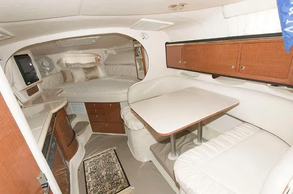 Slide: The Image of Sea Ray 310 Sundancer 2002 - 5