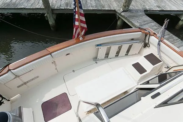 Slide: The Image of Californian 48 Cockpit Motor Yacht 1988 - 2