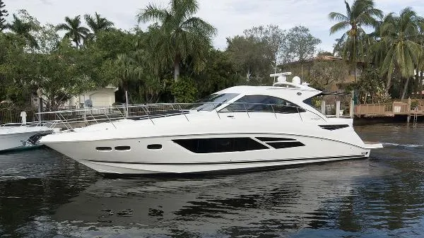 Slide: The Image of Sea Ray 510 Sundancer 2015 - 1