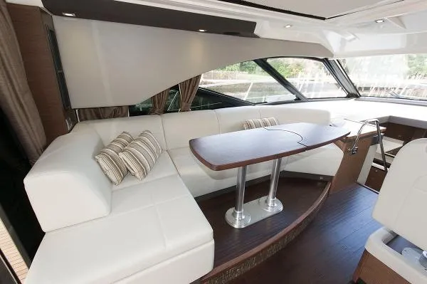 Slide: The Image of Sea Ray 510 Sundancer 2015 - 6