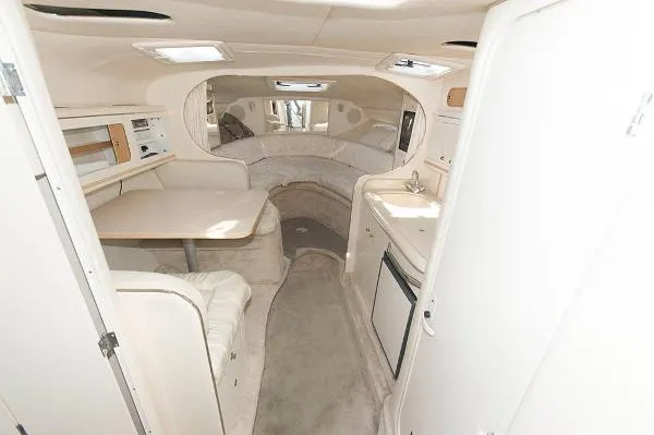 Slide: The Image of Sea Ray 290 Sundancer 2000 - 2