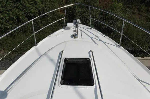 Slide: The Image of Sea Ray 380 Sundancer 2000 - 10