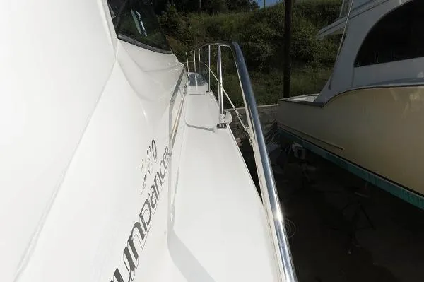 Slide: The Image of Sea Ray 380 Sundancer 2000 - 11