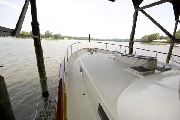 Slide: The Image of Tollycraft 61 Pilothouse 1988 - 5
