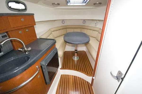Slide: The Image of Boston Whaler 305 Conquest w/ Diesel Gen (MD) 2006 - 1