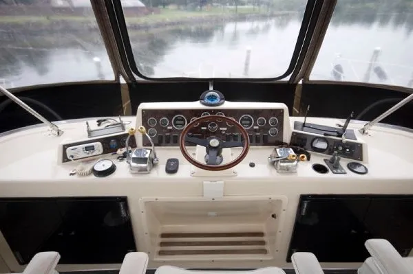 Slide: The Image of Chris-Craft 426 Catalina 1986 - 2