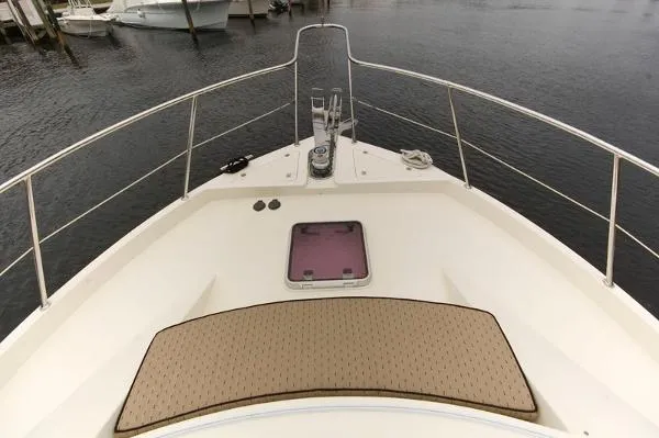 Slide: The Image of Hampton 558 Pilothouse 2007 - 3