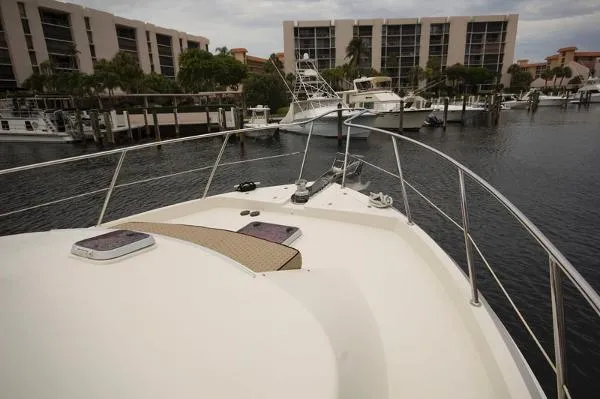 Slide: The Image of Hampton 558 Pilothouse 2007 - 4