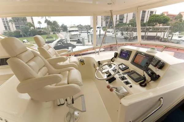 Slide: The Image of Hampton 558 Pilothouse 2007 - 8