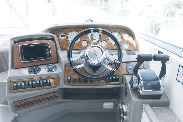 Slide: The Image of Rinker 350 Express Cruiser 2007 - 3