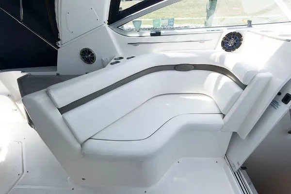 Slide: The Image of Rinker 350 Express Cruiser 2007 - 6