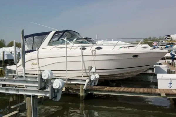 Slide: The Image of Rinker 342 Express Cruiser 2003 - 0