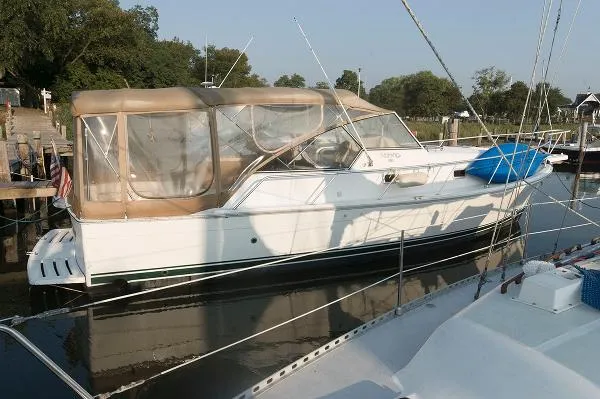 Slide: The Image of Mainship 34 PILOT 2002 - 0