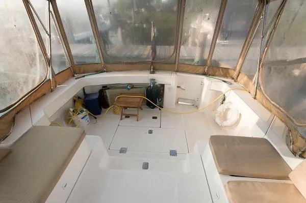 Slide: The Image of Mainship 34 PILOT 2002 - 6