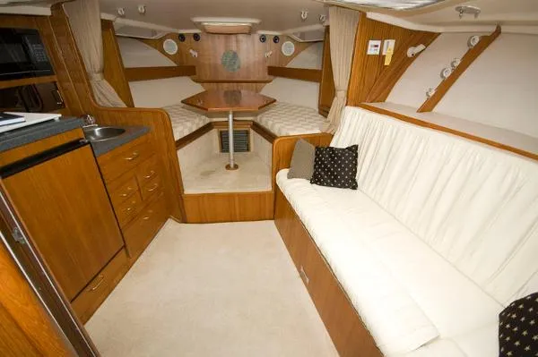Slide: The Image of Luhrs 32 Open 2001 - 5