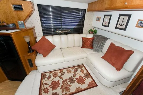 Slide: The Image of Silverton 392 Motor Yacht MD 2000 - 7
