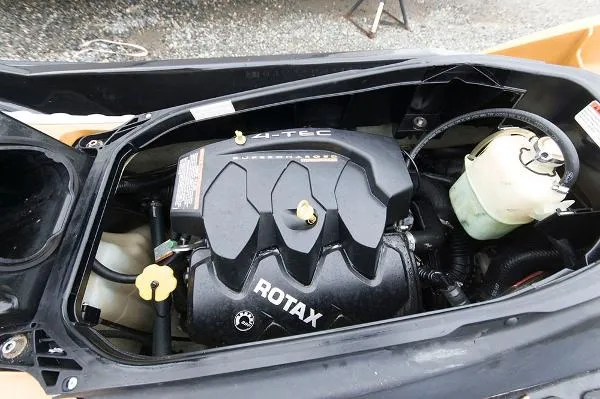 Slide: The Image of Sea-Doo RXP 215 with 60 Hours 2006 - 8