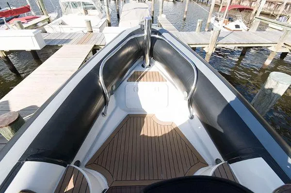 Slide: The Image of Protector 28 Targa 2002 - 11
