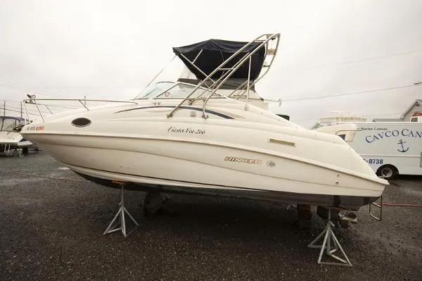 Slide: The Image of Rinker 266 Fiesta Vee MD 1998 - 0