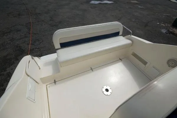 Slide: The Image of Rinker 266 Fiesta Vee MD 1998 - 2