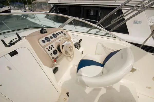 Slide: The Image of Rinker 266 Fiesta Vee MD 1998 - 5