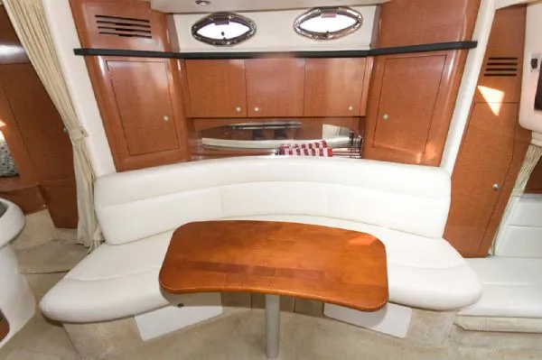 Slide: The Image of Sea Ray 320 Sundancer MD 2005 - 10