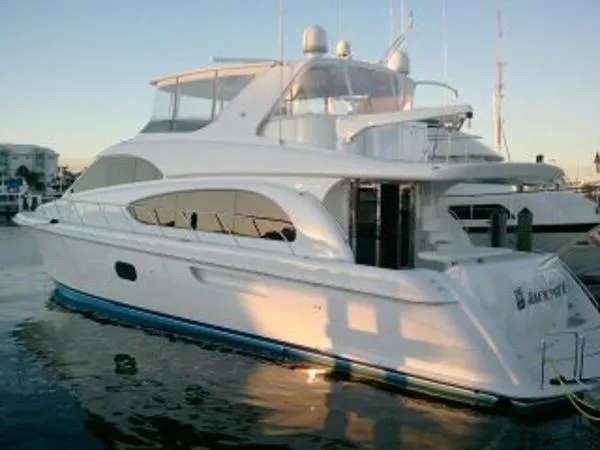 Slide: The Image of Hatteras 64 Motoryacht 2008 - 4